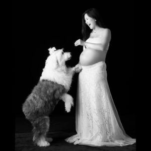 犬と一緒のマタニティフォト準備ガイド